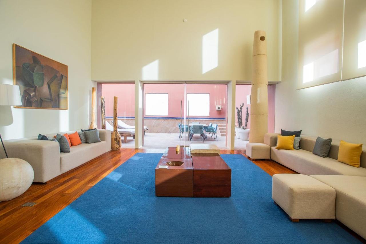 ホテル カミノ リアル モンテレー San Pedro Garza Garcia エクステリア 写真 The interior of the house