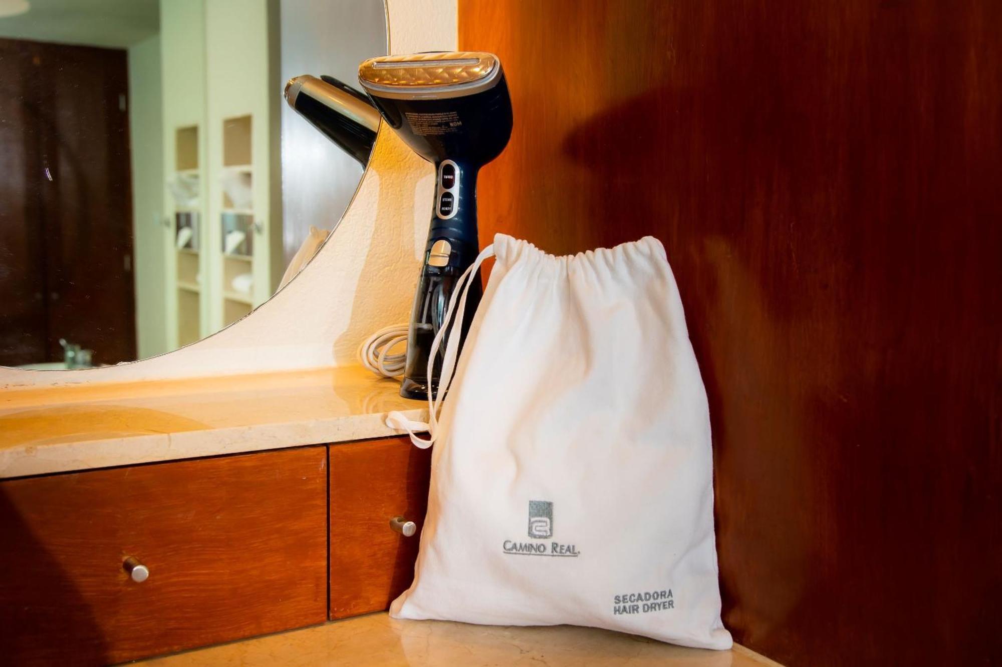 ホテル カミノ リアル モンテレー San Pedro Garza Garcia エクステリア 写真 A hair dryer in a hotel room